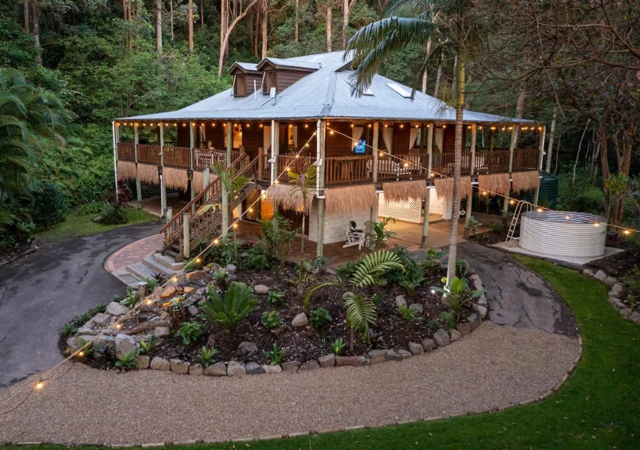 Дом отдыха The Forest Bure - Fijian Hinterland Retreat Ninderry